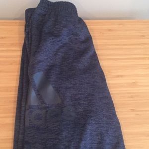 Authentic Adidas sweatpants/joggers